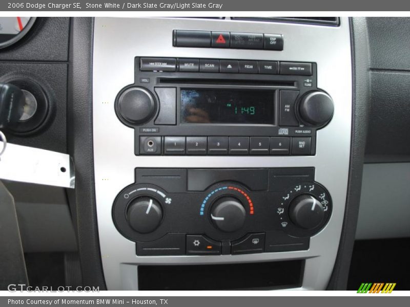 Stone White / Dark Slate Gray/Light Slate Gray 2006 Dodge Charger SE