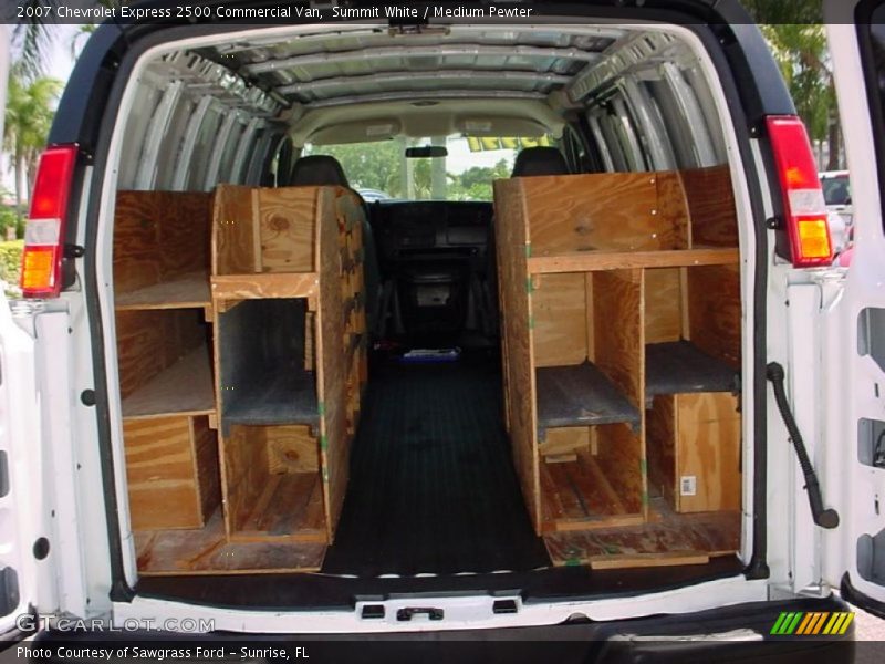 Summit White / Medium Pewter 2007 Chevrolet Express 2500 Commercial Van