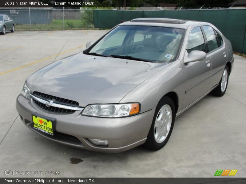 Platinum Metallic / Dusk 2001 Nissan Altima GLE