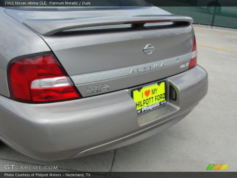 Platinum Metallic / Dusk 2001 Nissan Altima GLE