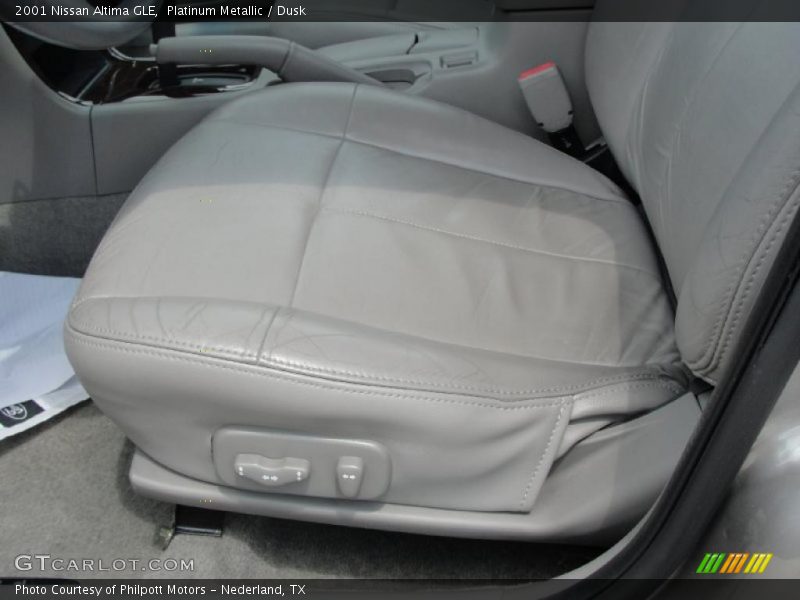 Platinum Metallic / Dusk 2001 Nissan Altima GLE
