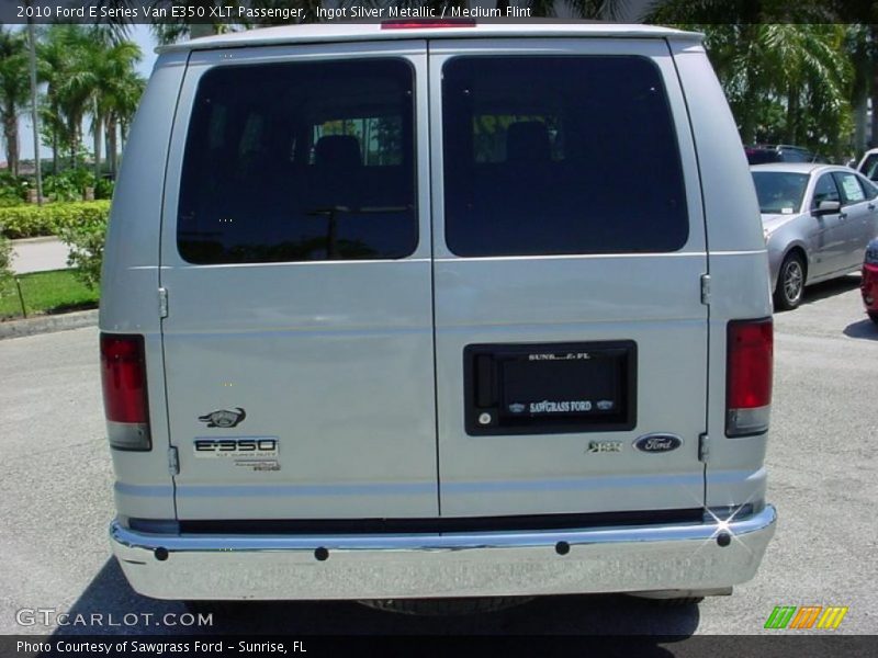 Ingot Silver Metallic / Medium Flint 2010 Ford E Series Van E350 XLT Passenger