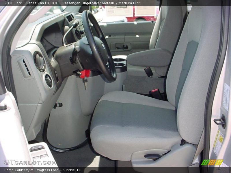 Ingot Silver Metallic / Medium Flint 2010 Ford E Series Van E350 XLT Passenger