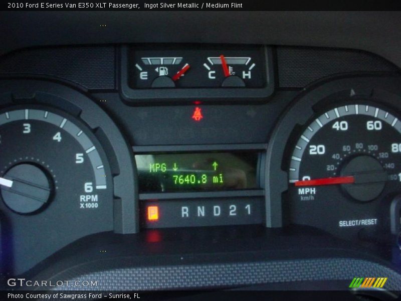 Ingot Silver Metallic / Medium Flint 2010 Ford E Series Van E350 XLT Passenger