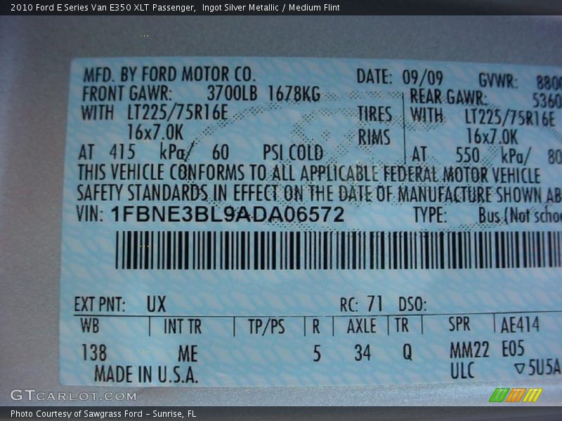 Ingot Silver Metallic / Medium Flint 2010 Ford E Series Van E350 XLT Passenger