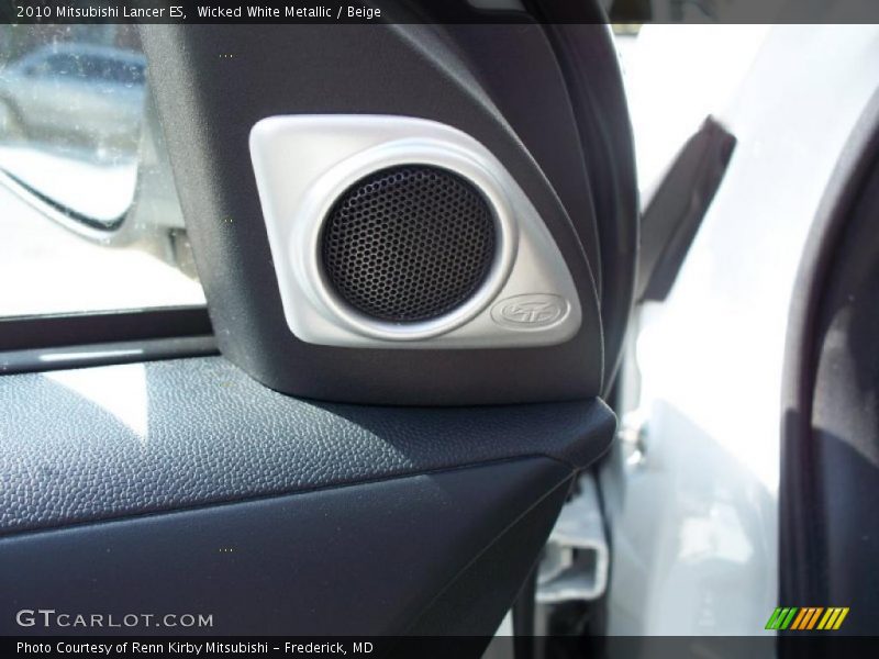 Wicked White Metallic / Beige 2010 Mitsubishi Lancer ES