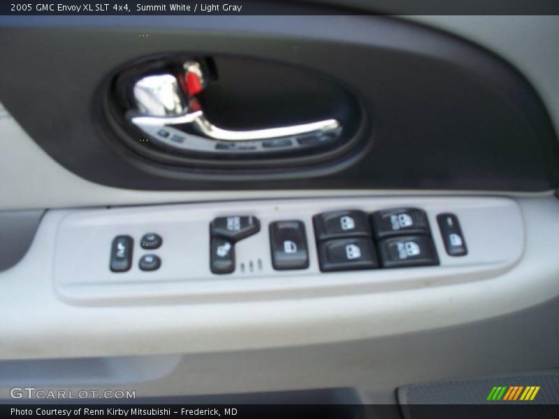Summit White / Light Gray 2005 GMC Envoy XL SLT 4x4