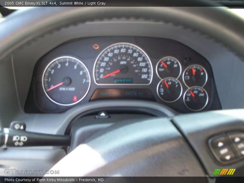 Summit White / Light Gray 2005 GMC Envoy XL SLT 4x4