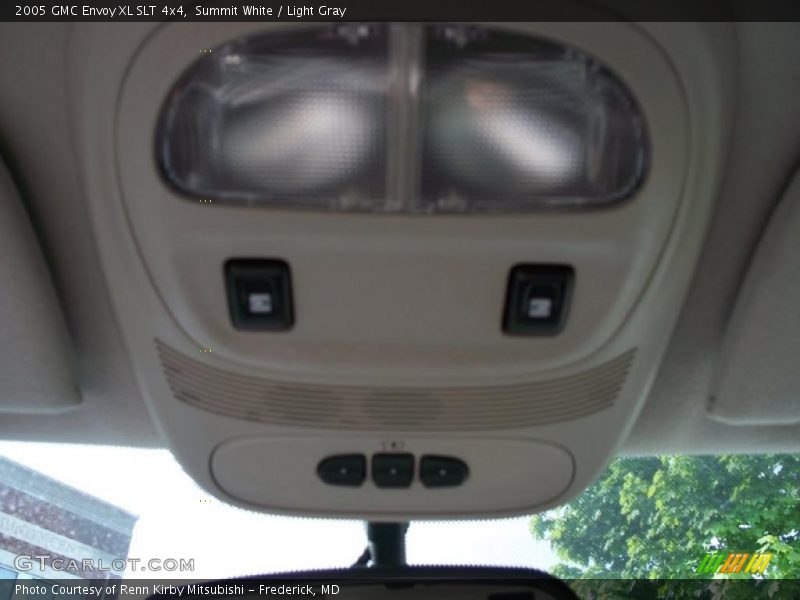 Summit White / Light Gray 2005 GMC Envoy XL SLT 4x4
