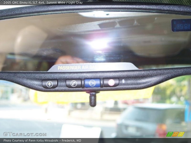 Summit White / Light Gray 2005 GMC Envoy XL SLT 4x4