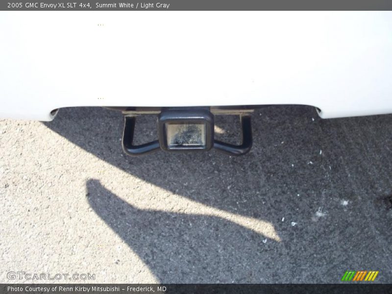Summit White / Light Gray 2005 GMC Envoy XL SLT 4x4