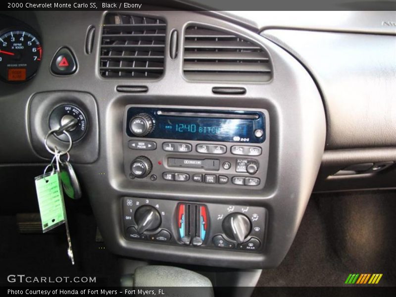 Black / Ebony 2000 Chevrolet Monte Carlo SS