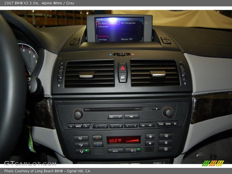 Alpine White / Grey 2007 BMW X3 3.0si