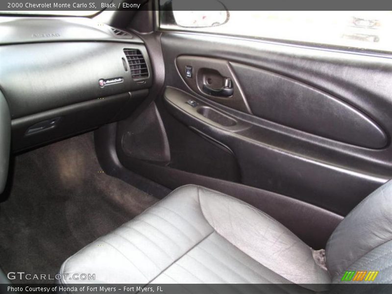 Black / Ebony 2000 Chevrolet Monte Carlo SS
