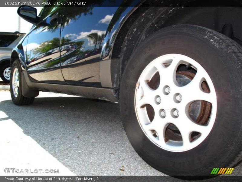 Black Silver / Gray 2002 Saturn VUE V6 AWD