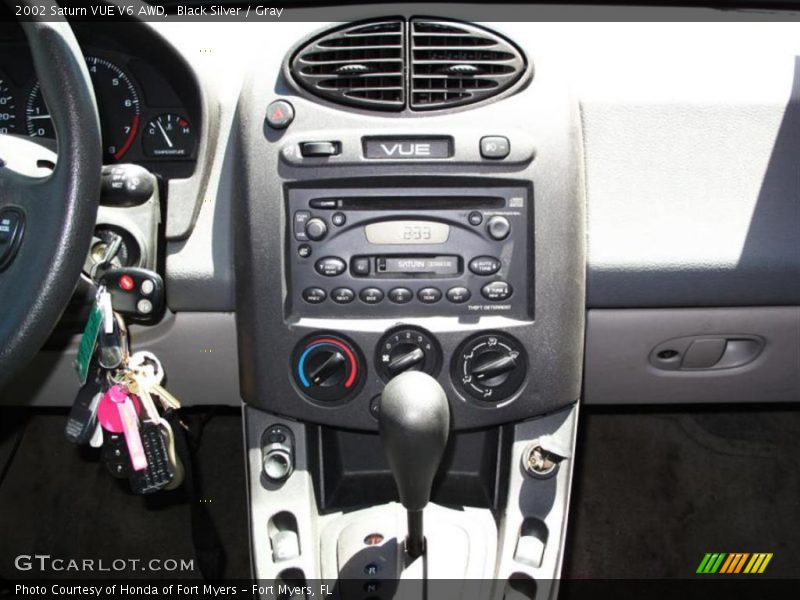 Black Silver / Gray 2002 Saturn VUE V6 AWD