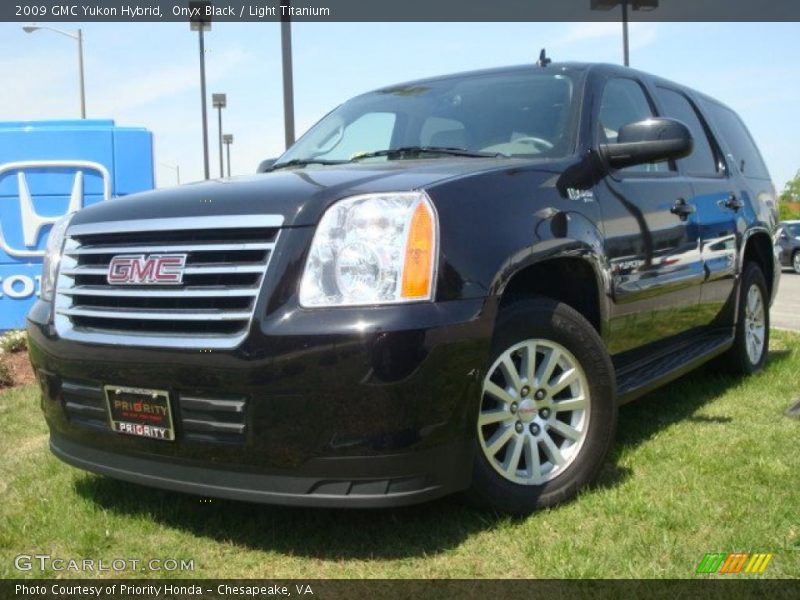 Onyx Black / Light Titanium 2009 GMC Yukon Hybrid