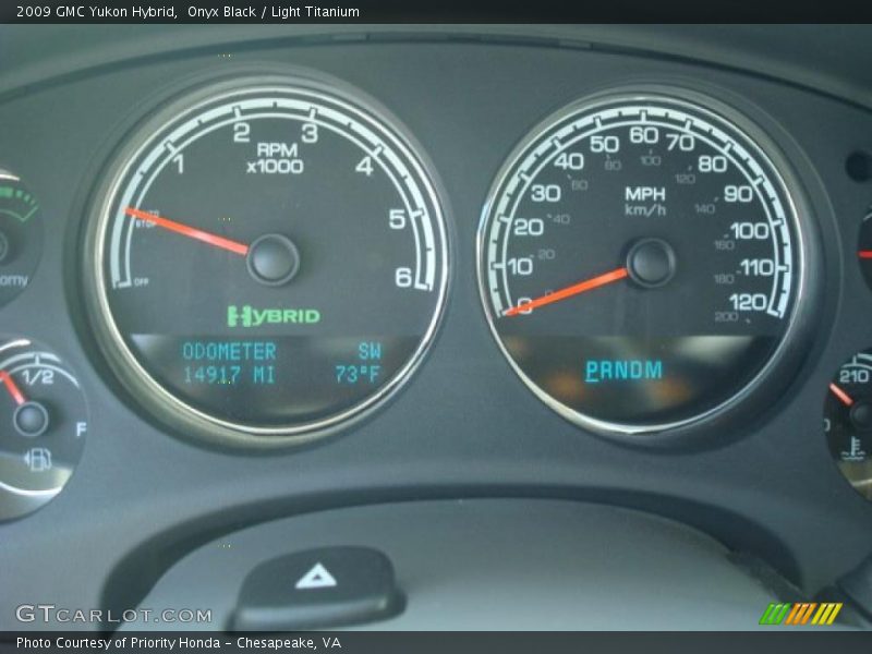 Onyx Black / Light Titanium 2009 GMC Yukon Hybrid