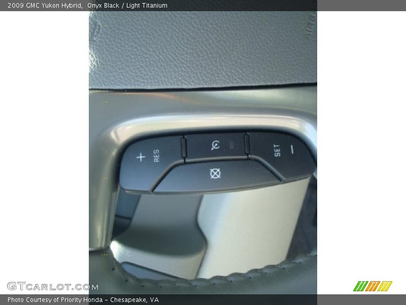 Onyx Black / Light Titanium 2009 GMC Yukon Hybrid