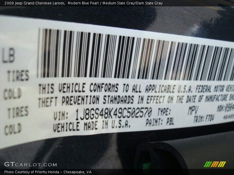 Modern Blue Pearl / Medium Slate Gray/Dark Slate Gray 2009 Jeep Grand Cherokee Laredo