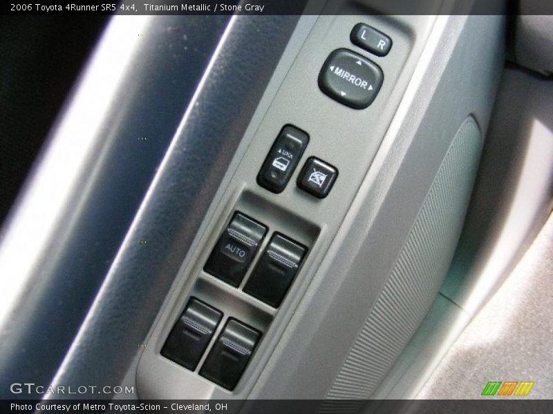 Titanium Metallic / Stone Gray 2006 Toyota 4Runner SR5 4x4