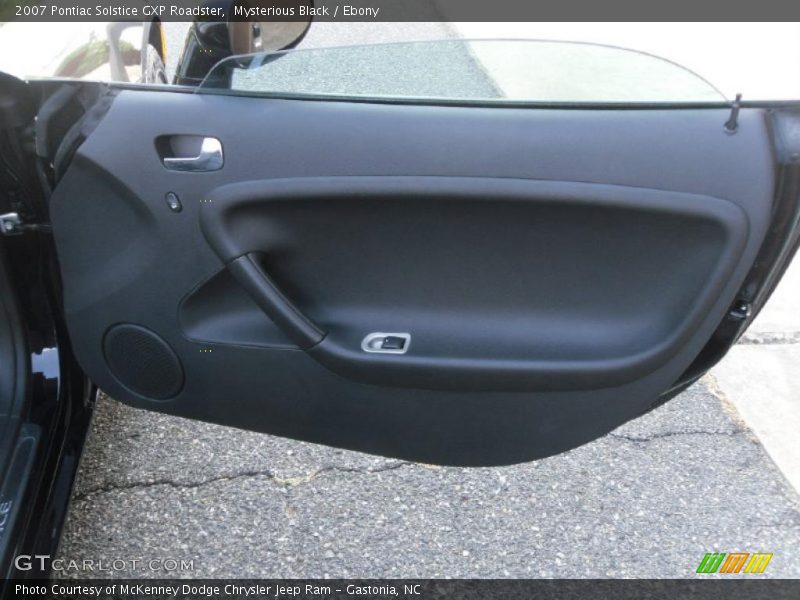 Mysterious Black / Ebony 2007 Pontiac Solstice GXP Roadster