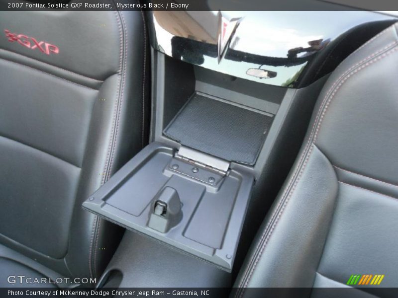 Mysterious Black / Ebony 2007 Pontiac Solstice GXP Roadster