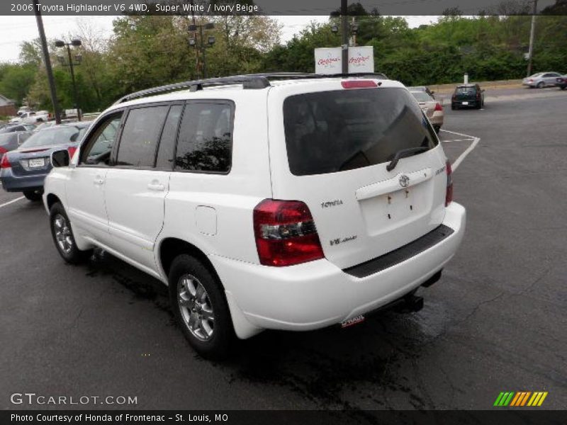 Super White / Ivory Beige 2006 Toyota Highlander V6 4WD