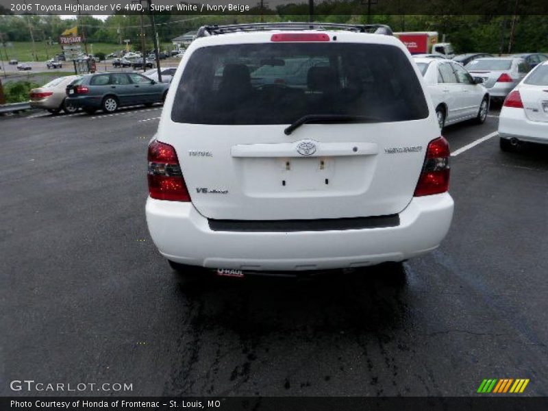 Super White / Ivory Beige 2006 Toyota Highlander V6 4WD