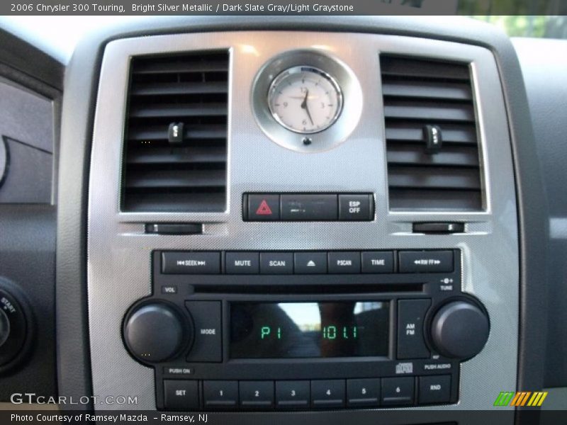 Bright Silver Metallic / Dark Slate Gray/Light Graystone 2006 Chrysler 300 Touring