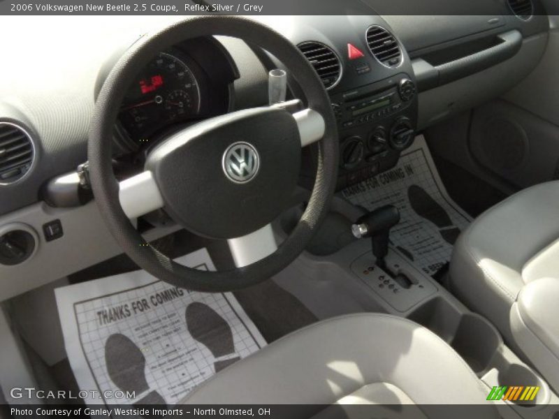 Reflex Silver / Grey 2006 Volkswagen New Beetle 2.5 Coupe
