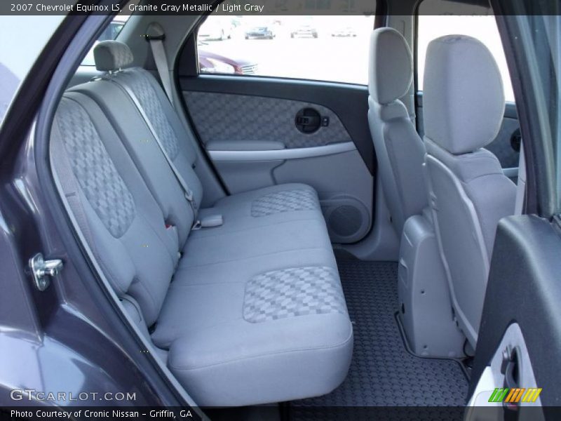Granite Gray Metallic / Light Gray 2007 Chevrolet Equinox LS
