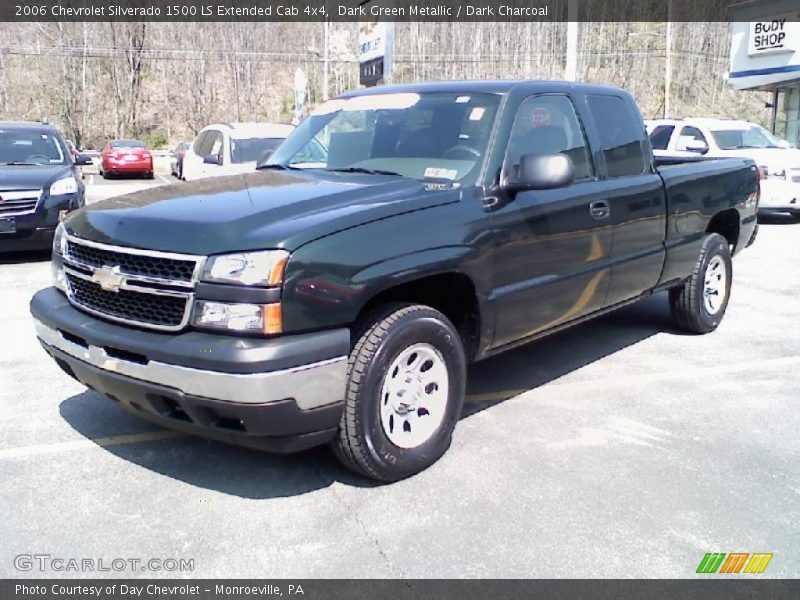 Dark Green Metallic / Dark Charcoal 2006 Chevrolet Silverado 1500 LS Extended Cab 4x4