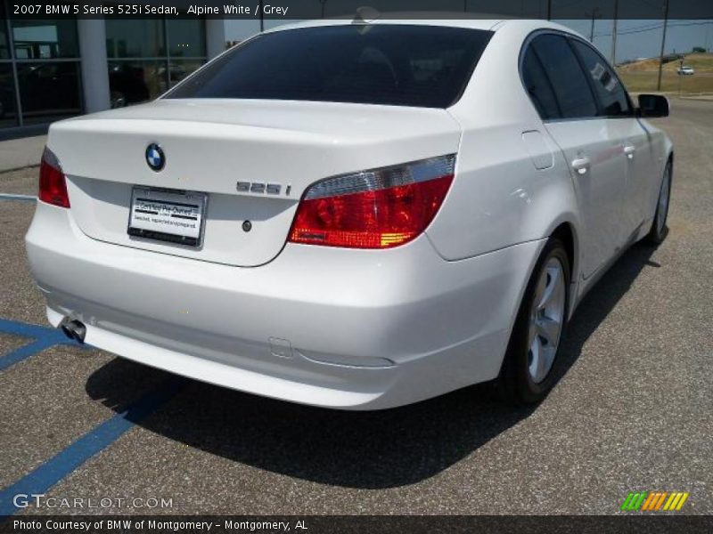 Alpine White / Grey 2007 BMW 5 Series 525i Sedan