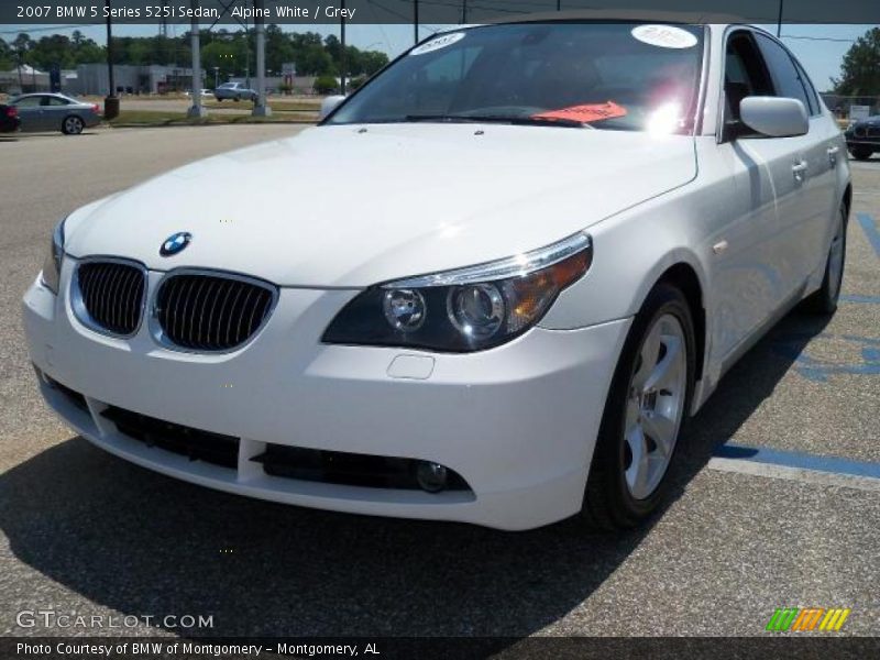 Alpine White / Grey 2007 BMW 5 Series 525i Sedan