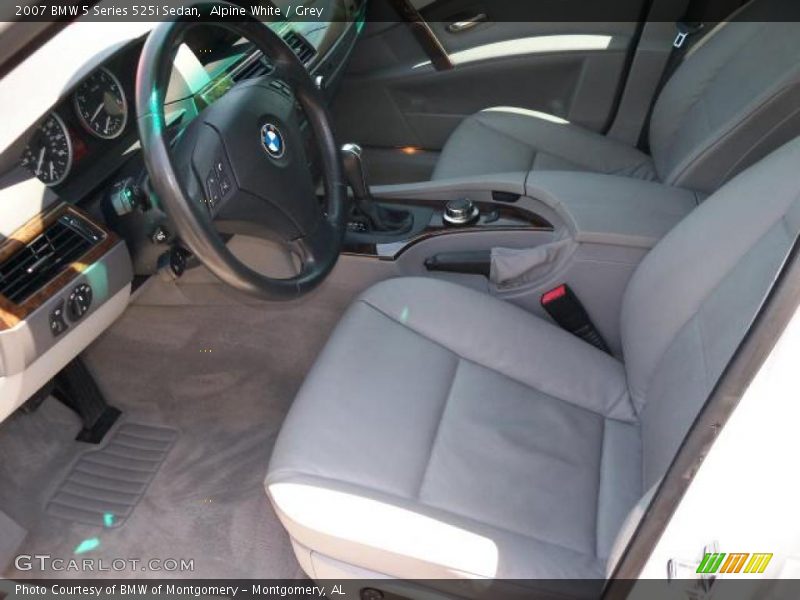 Alpine White / Grey 2007 BMW 5 Series 525i Sedan