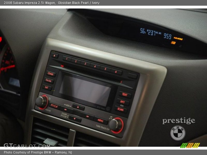 Obsidian Black Pearl / Ivory 2008 Subaru Impreza 2.5i Wagon