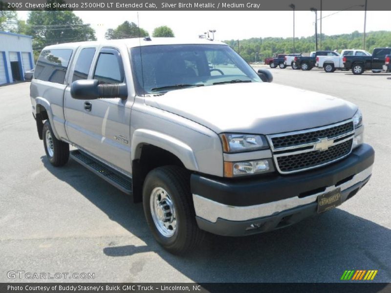 Silver Birch Metallic / Medium Gray 2005 Chevrolet Silverado 2500HD LT Extended Cab