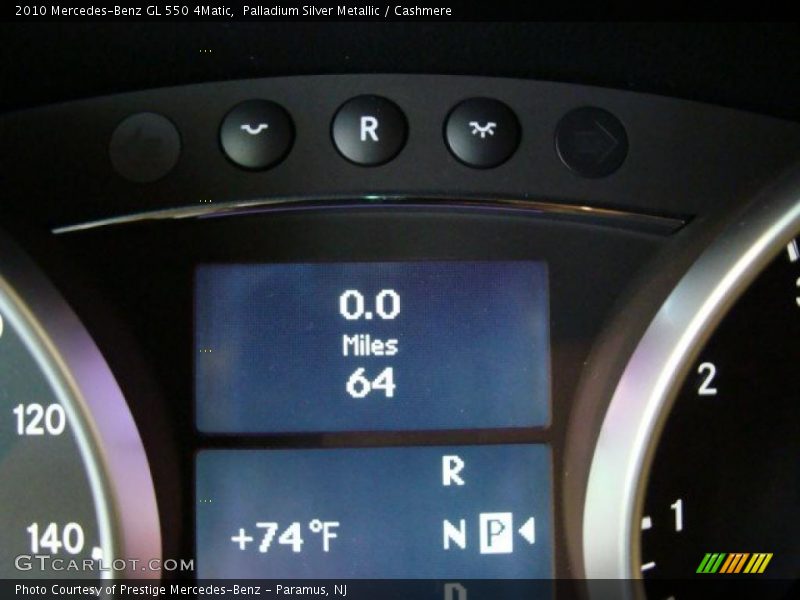 Palladium Silver Metallic / Cashmere 2010 Mercedes-Benz GL 550 4Matic