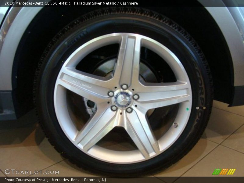 Palladium Silver Metallic / Cashmere 2010 Mercedes-Benz GL 550 4Matic