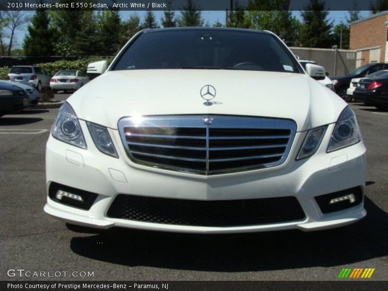 Arctic White / Black 2010 Mercedes-Benz E 550 Sedan