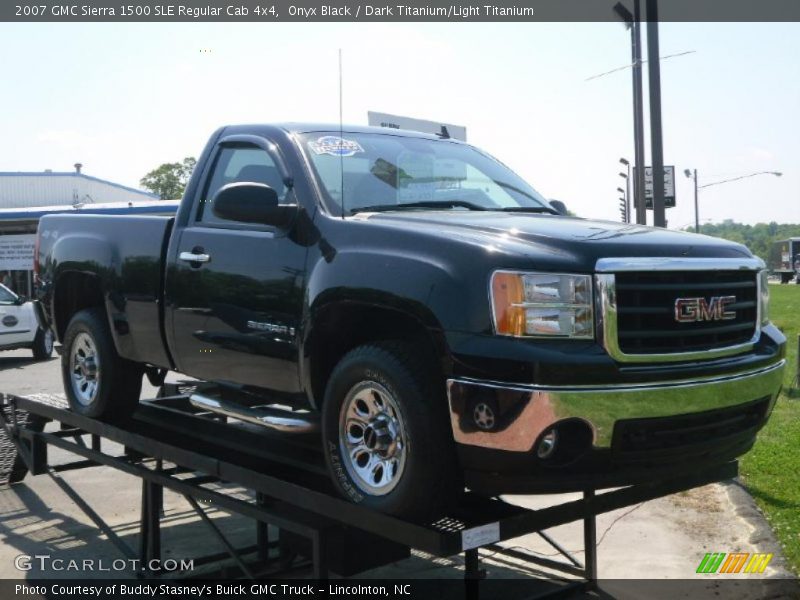 Onyx Black / Dark Titanium/Light Titanium 2007 GMC Sierra 1500 SLE Regular Cab 4x4
