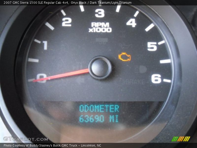 Onyx Black / Dark Titanium/Light Titanium 2007 GMC Sierra 1500 SLE Regular Cab 4x4
