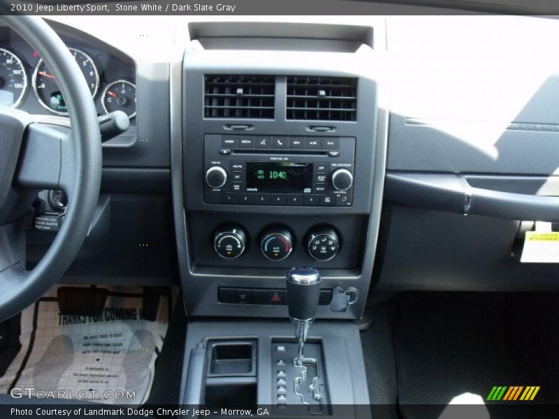 Stone White / Dark Slate Gray 2010 Jeep Liberty Sport