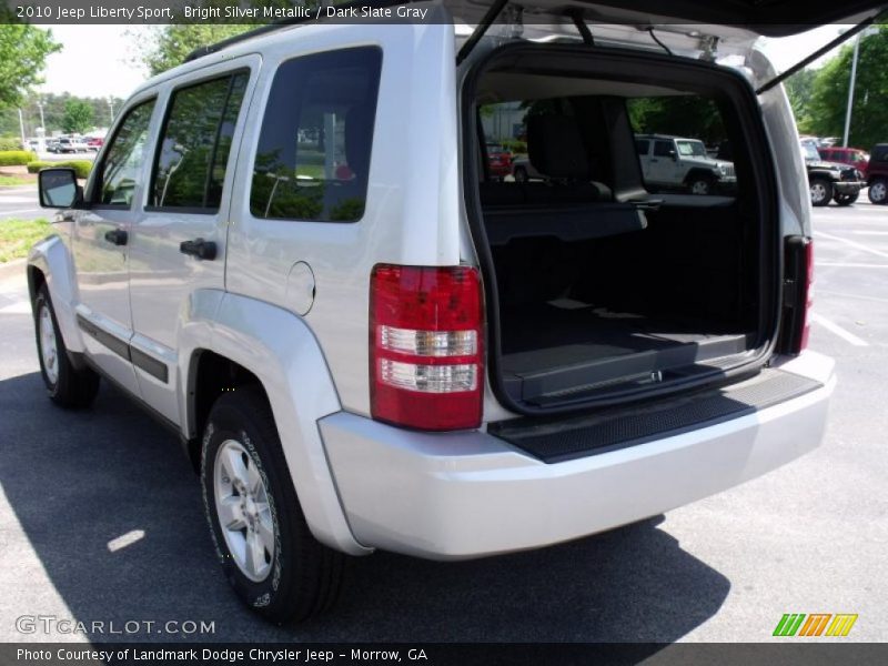 Bright Silver Metallic / Dark Slate Gray 2010 Jeep Liberty Sport