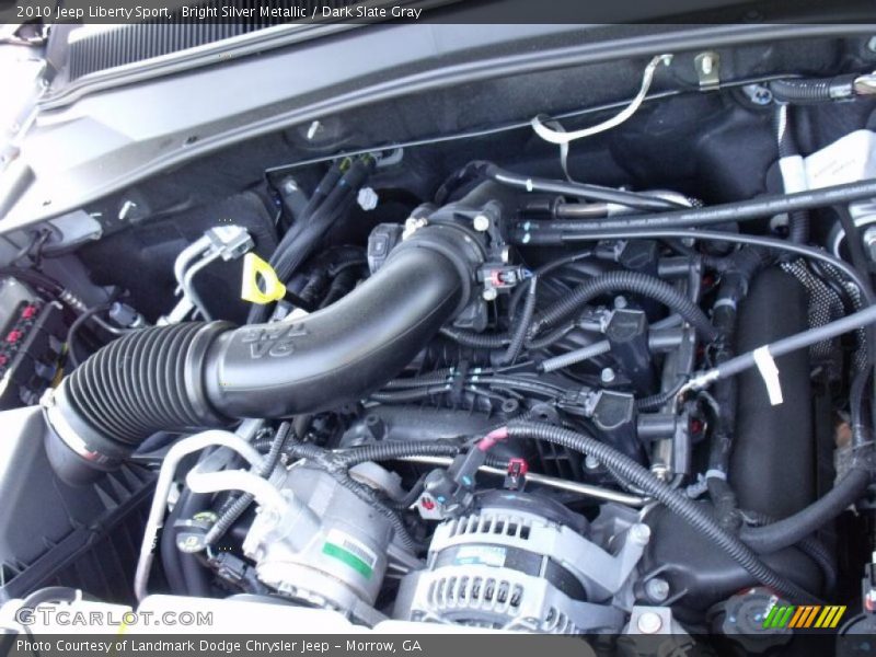 Bright Silver Metallic / Dark Slate Gray 2010 Jeep Liberty Sport