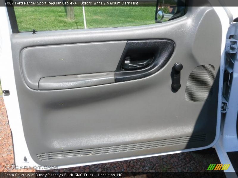 Oxford White / Medium Dark Flint 2007 Ford Ranger Sport Regular Cab 4x4