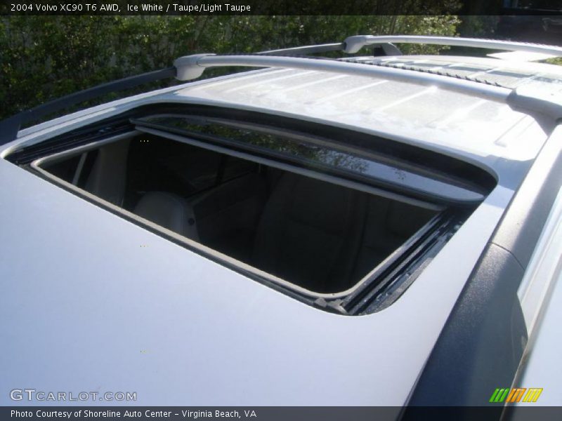 Ice White / Taupe/Light Taupe 2004 Volvo XC90 T6 AWD