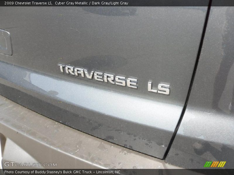 Cyber Gray Metallic / Dark Gray/Light Gray 2009 Chevrolet Traverse LS