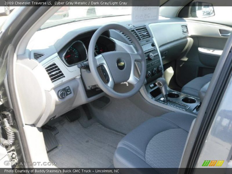 Cyber Gray Metallic / Dark Gray/Light Gray 2009 Chevrolet Traverse LS